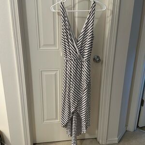 Bebe striped midi dress high low